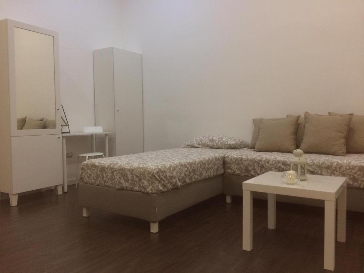 Piazza Carita' Centro Storico Apartment Napoli Ngoại thất bức ảnh
