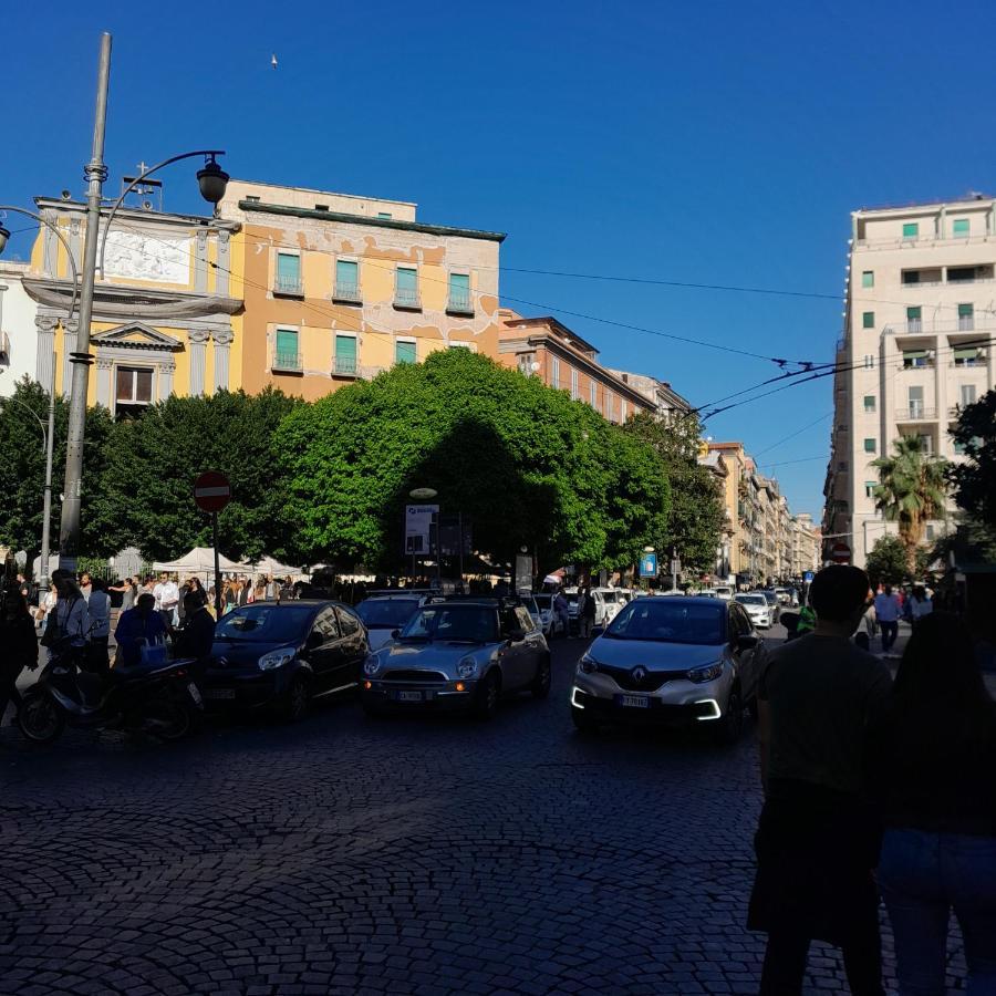 Piazza Carita' Centro Storico Apartment Napoli Ngoại thất bức ảnh