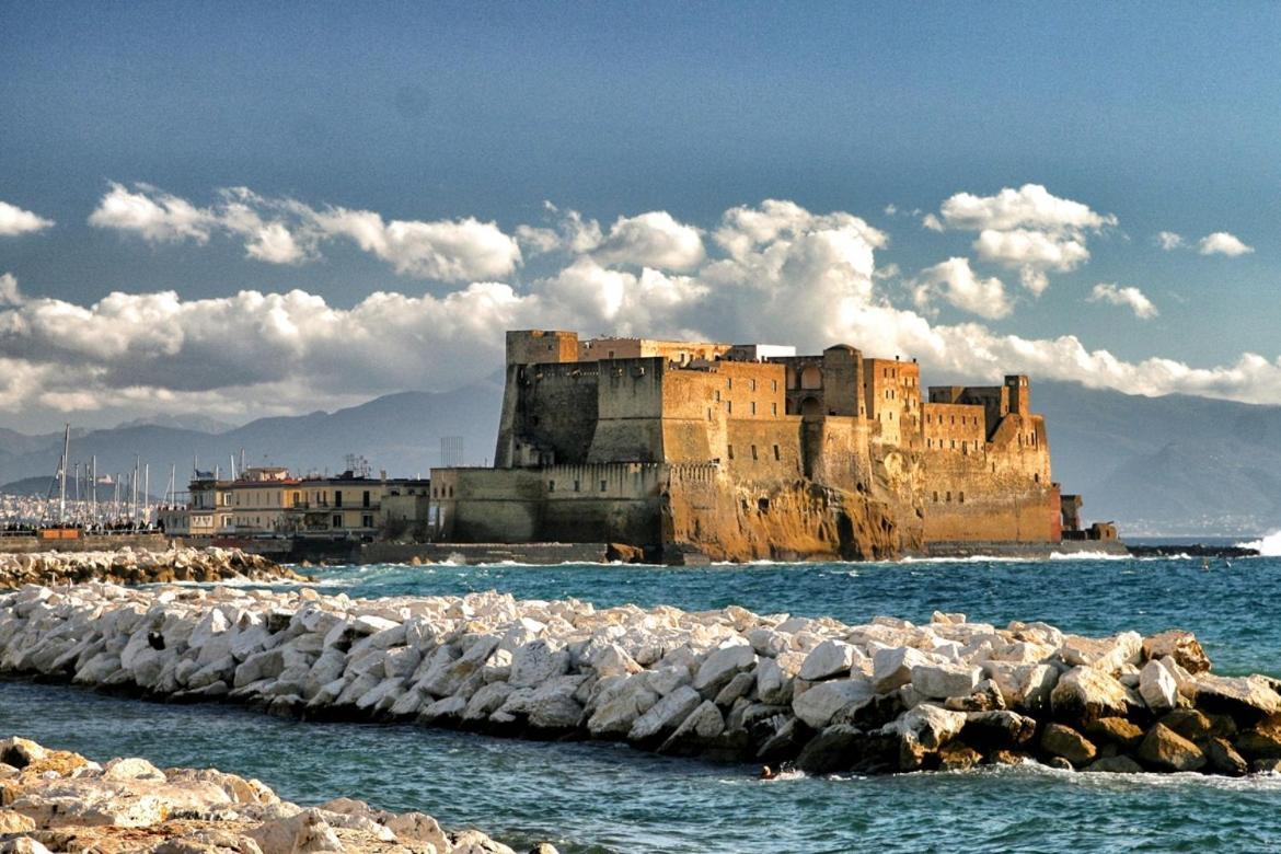 Piazza Carita' Centro Storico Apartment Napoli Ngoại thất bức ảnh
