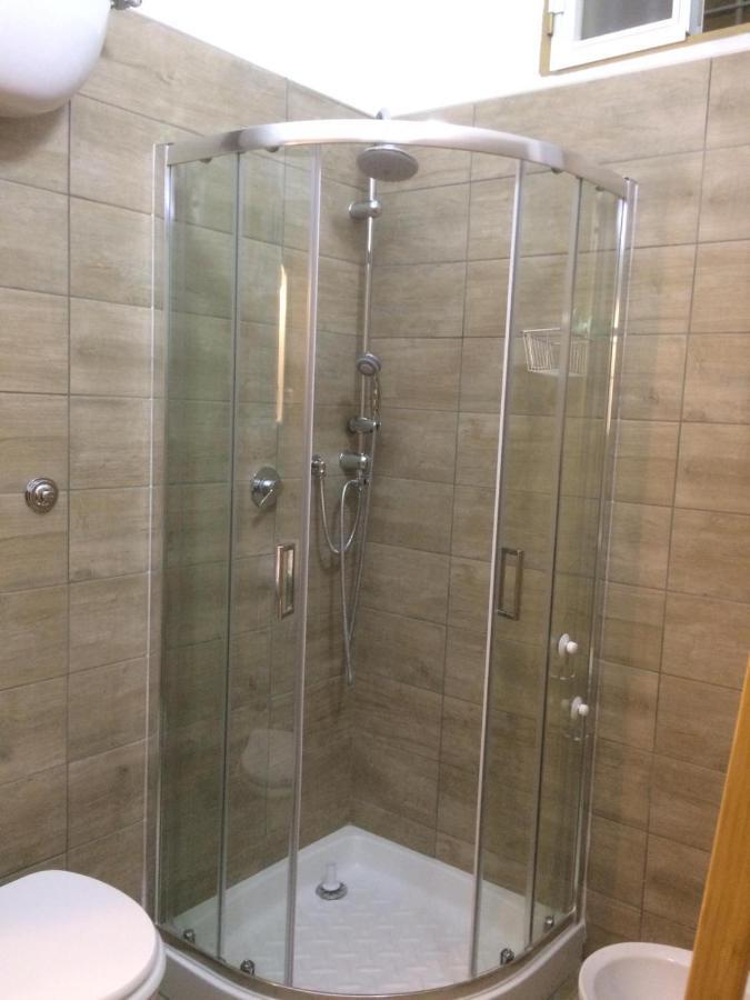 Piazza Carita' Centro Storico Apartment Napoli Ngoại thất bức ảnh