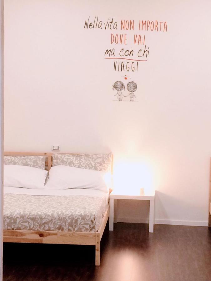 Piazza Carita' Centro Storico Apartment Napoli Ngoại thất bức ảnh